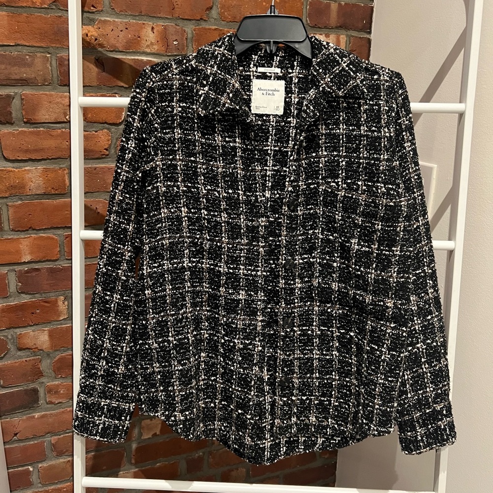 ABERCROMBIE OVERSIZED TWEED PLAID BLACK BUTTON DOWN SHACKET